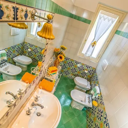 Armonia Bed & Breakfast 4*